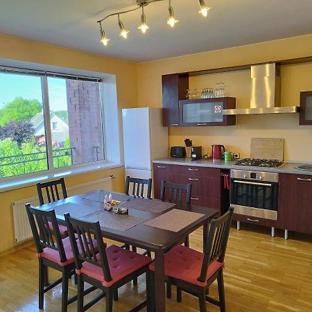 Spacious & Cozy Apartment With Forest View Zapyskis Exterior foto